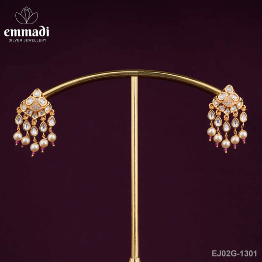 Dhanya Moissanite White Studs