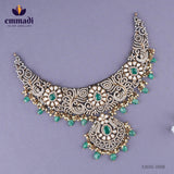 Navina Victorian Green Necklace