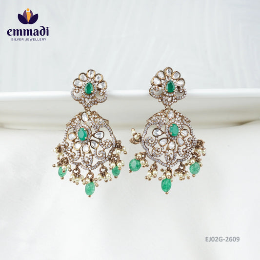 Nayaka Victorian Green Hangings