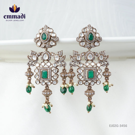 Suhina Victorian Green Hangings