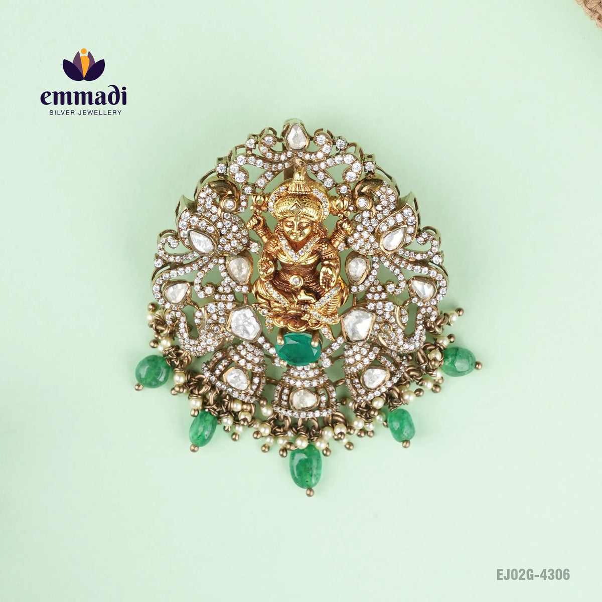 Anviksa Victorian Green Pendant