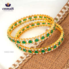 Daaka Premium Cz Green Bangles