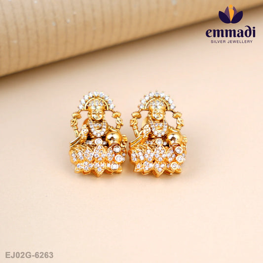Jihirsa Premium Antique White Studs