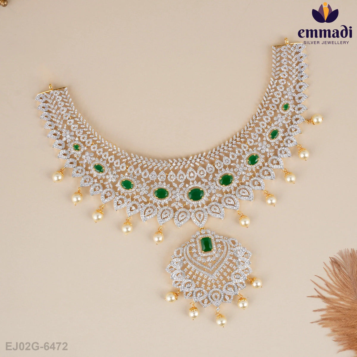 Madhupa Cz Green Necklace