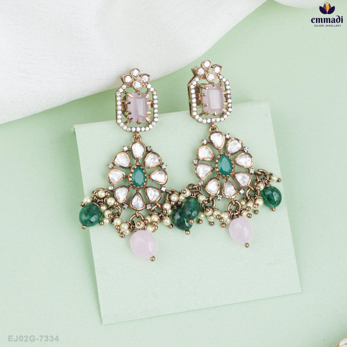 ISHANA Exquisite Victorian Green Hangings