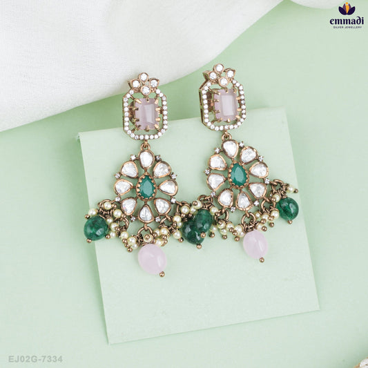 ISHANA Exquisite Victorian Green Hangings