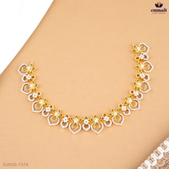 SAHELI Elegant CZ White Necklace