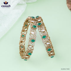 CHAMAK Elegant Victorian Bangles in Green