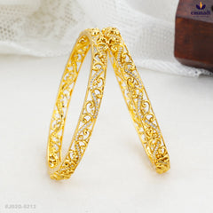 DYPALY Premium Antique White Bangles