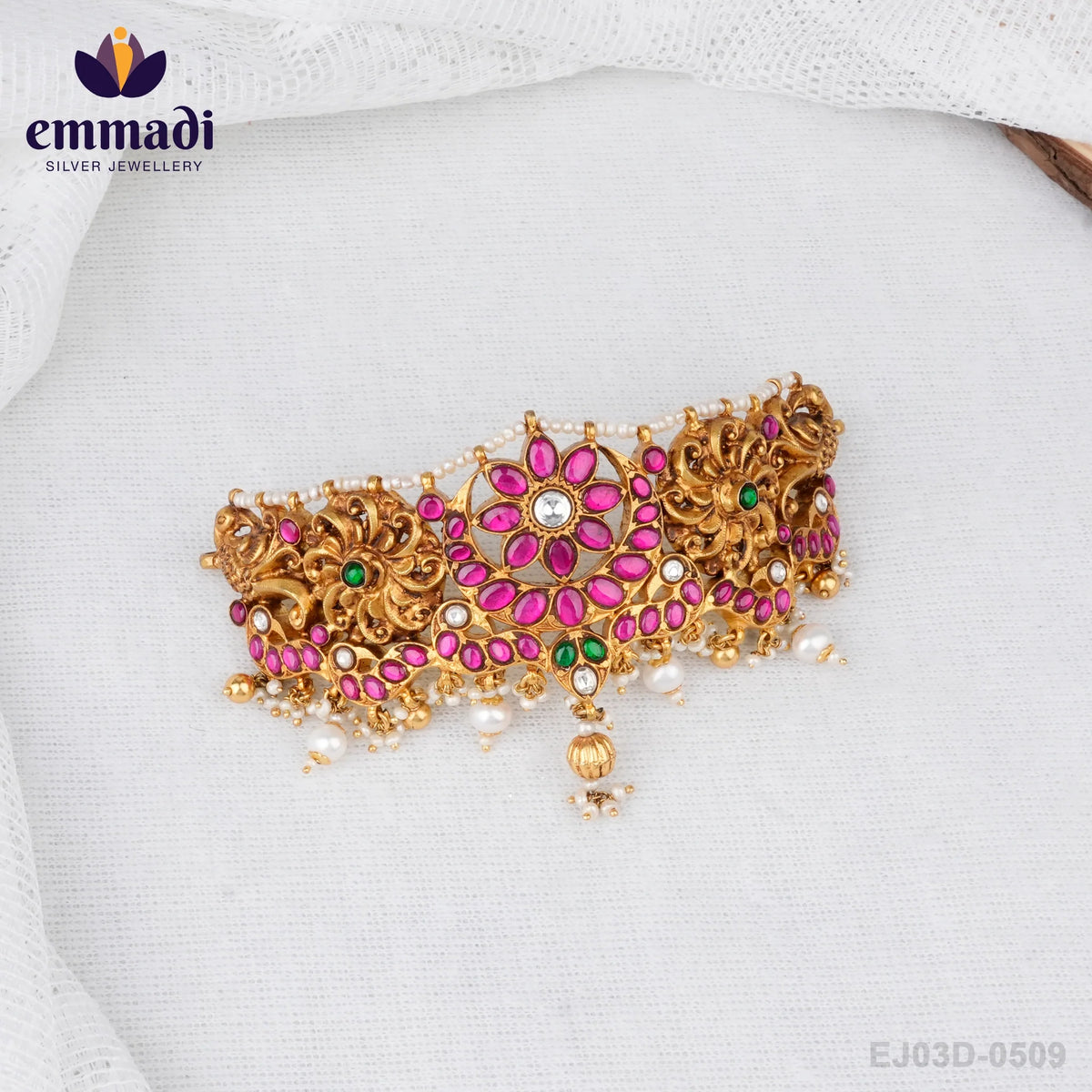 Mira's Kundan Nakshi Multi Choker: Handcrafted Indian Jewelry for Elegance