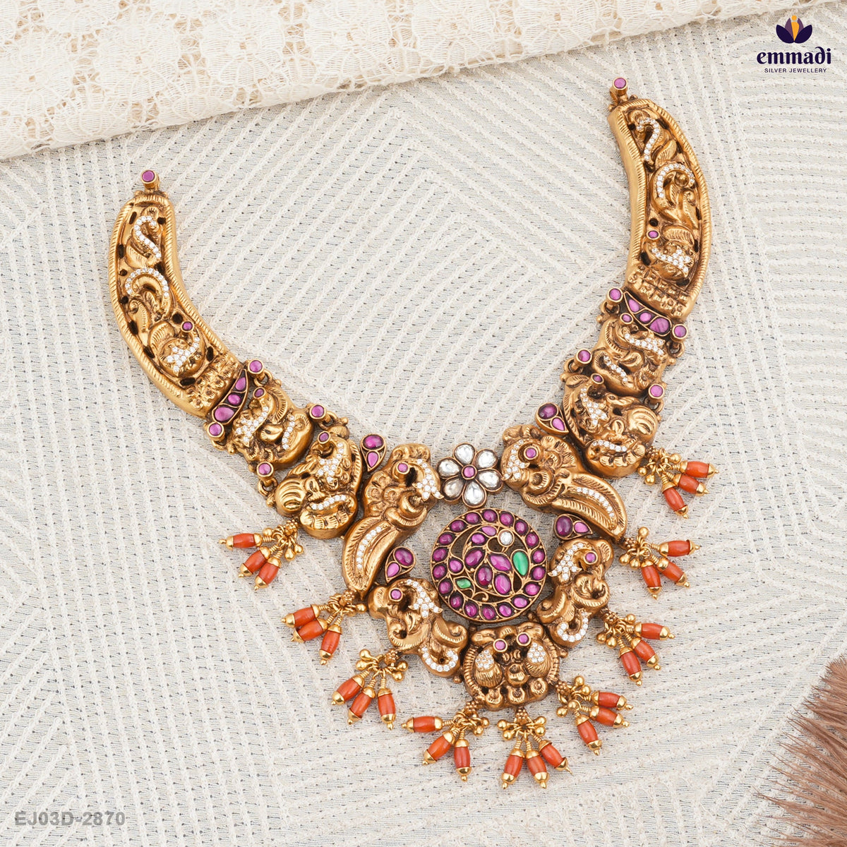 Arthi Pagadam: Kundan Nakshi Necklace