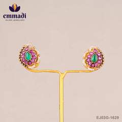 Saunaka Kundan Multi Studs