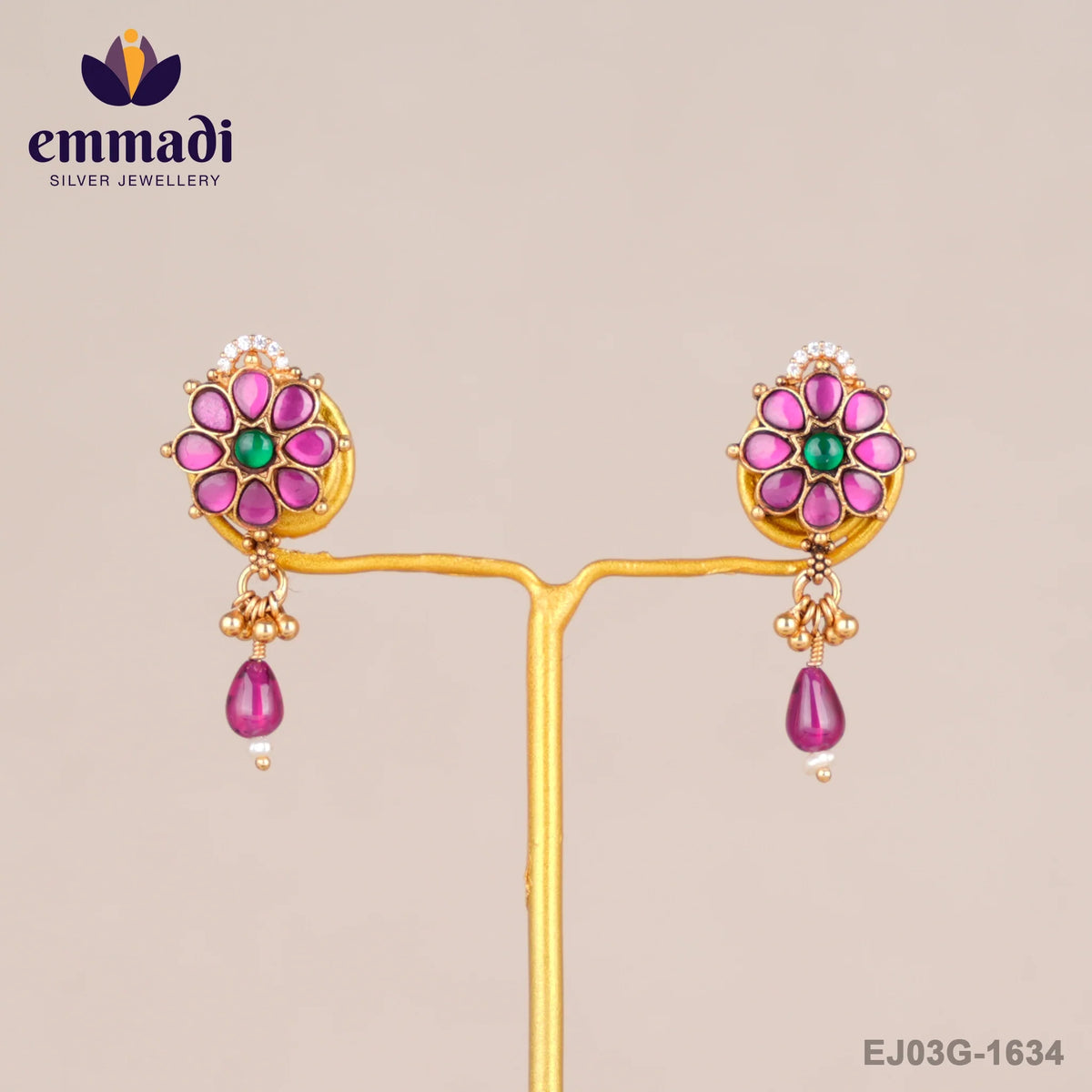 Savayta Kundan Multi Studs