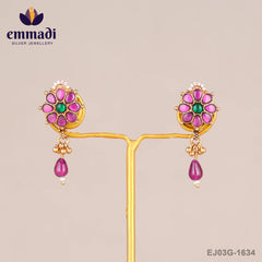 Savayta Kundan Multi Studs