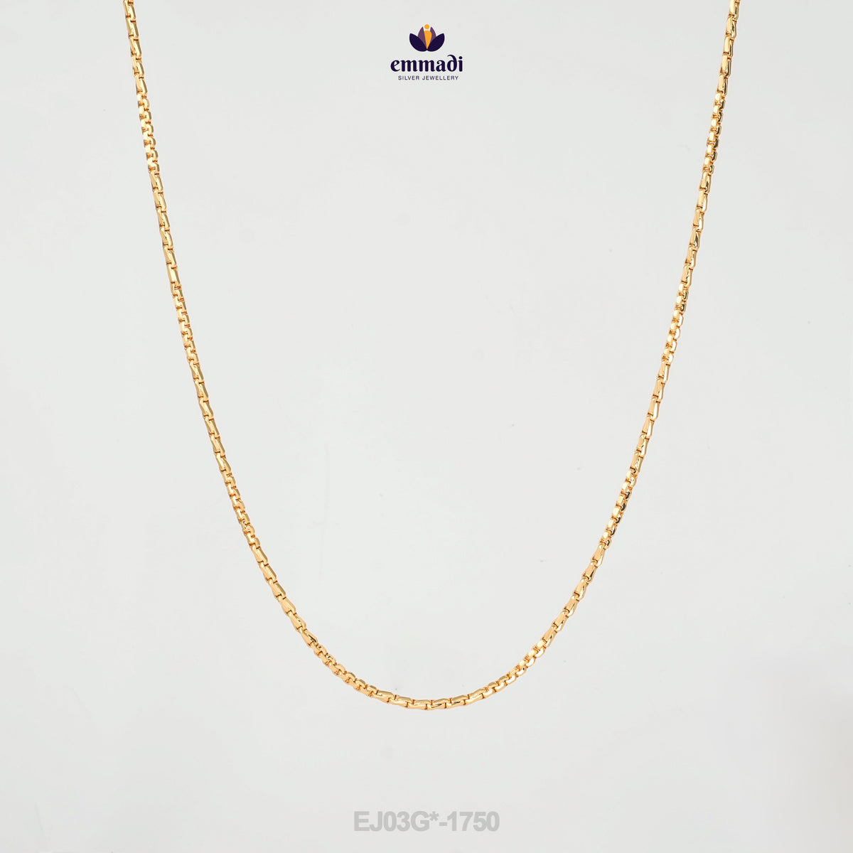 Deepti’s Elegant Gold Chain Collection