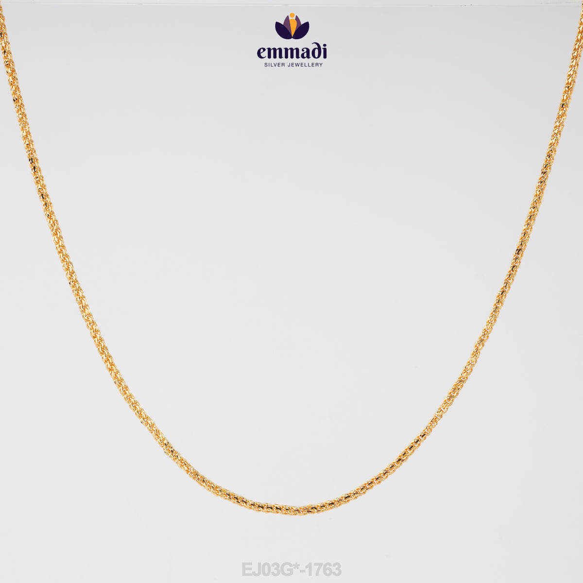 Kavya Elegant Gold Fancy Chain