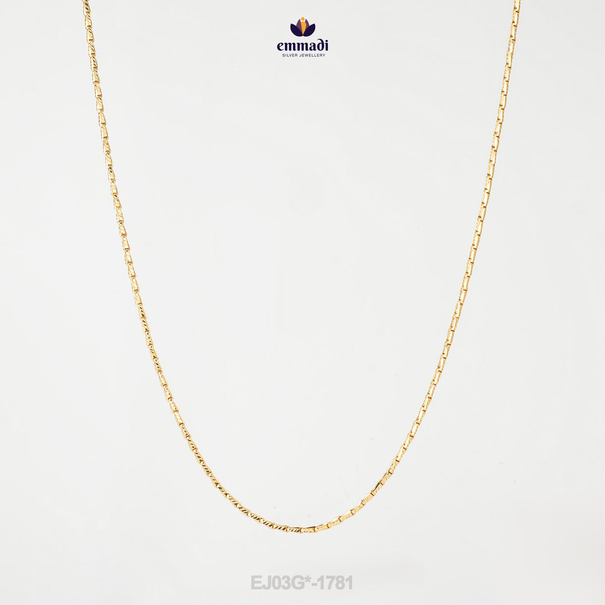 Vani's Elegant Gold Fancy Chain