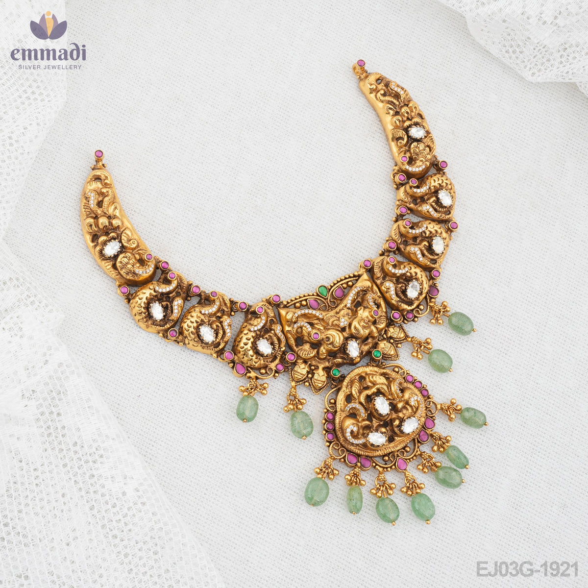 Devasri Exquisite Gold Nakshi Necklace