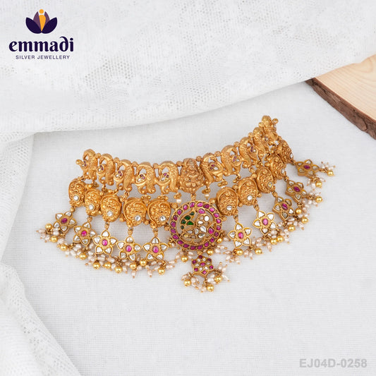 Mira's Kundan Nakshi Multi Choker: Handcrafted Indian Jewelry for Elegance