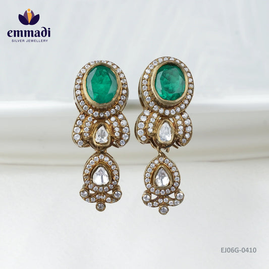 Titiksa Victorian Green Hangings