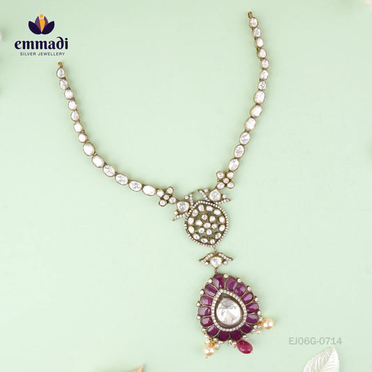 Abhiseka Victorian Pink Necklace