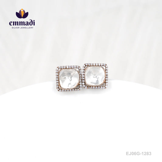 Ibhosa?a Victorian White Studs