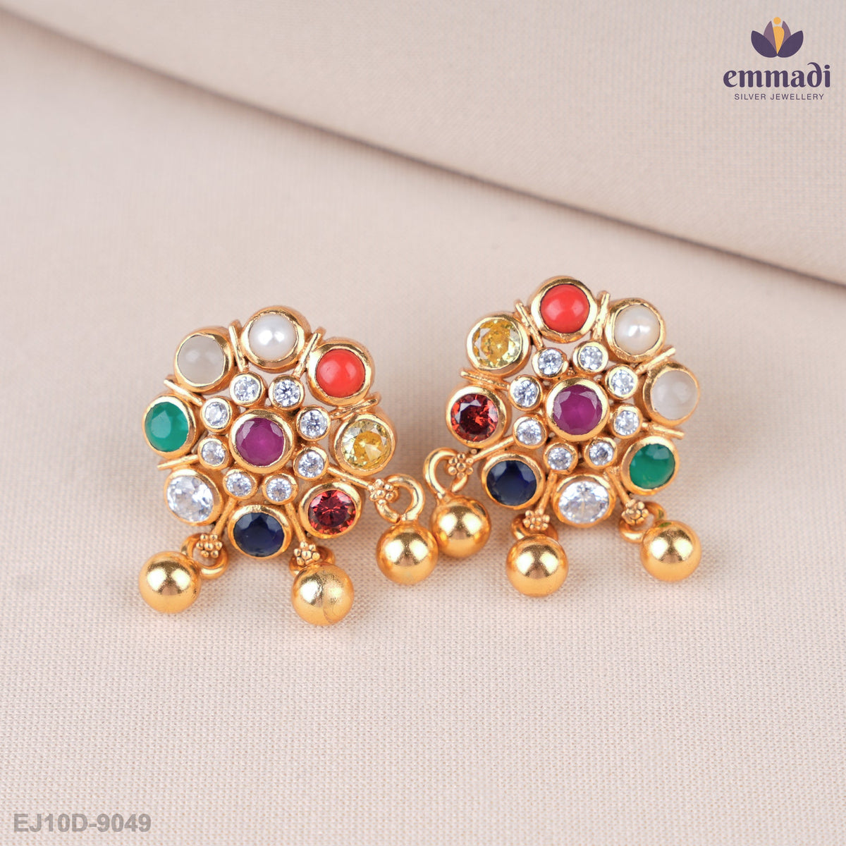 Parul Exquisite Navrathan Stone Studs