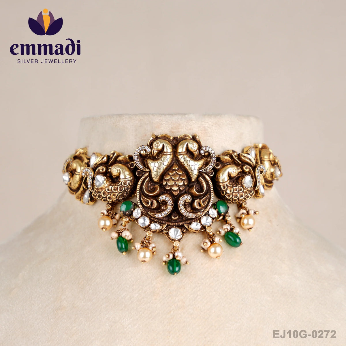 Nirbhta Polki Nakshi Green Choker