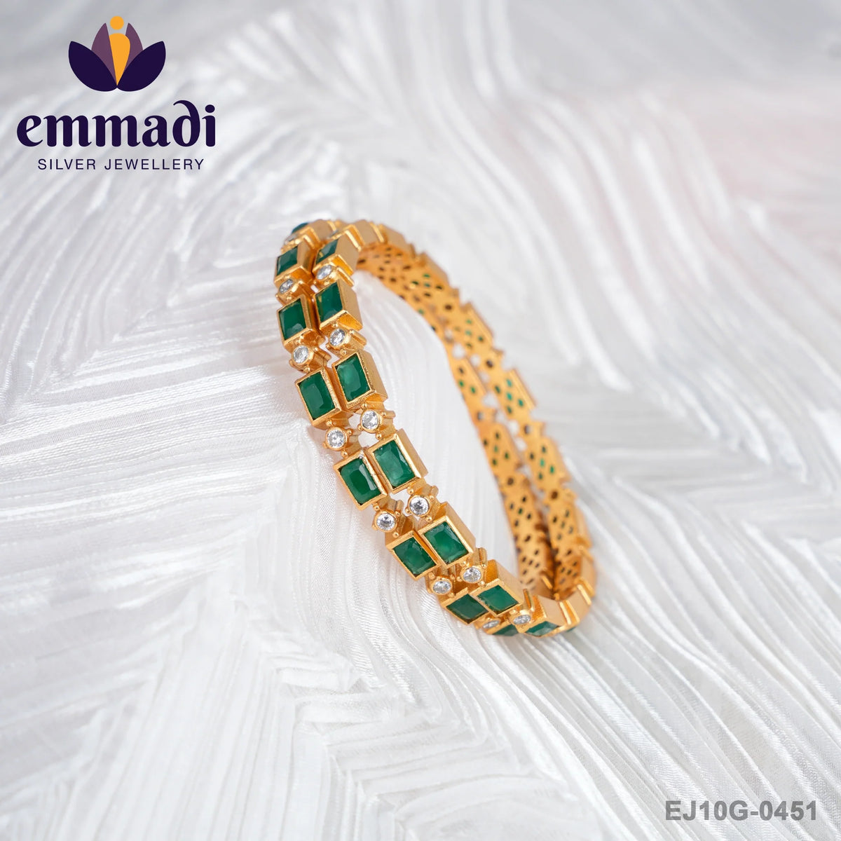 Praveena Stone Green Bangles