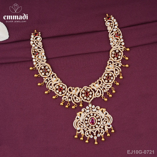 Sa?khaka Cz Red Necklace