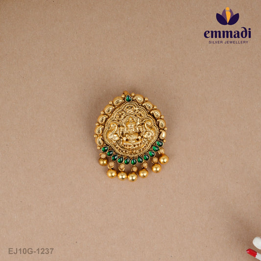 Thwishaa Nakshi Green Pendant