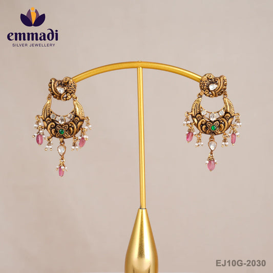 Pallavika Kundan Nakshi Green Hangings