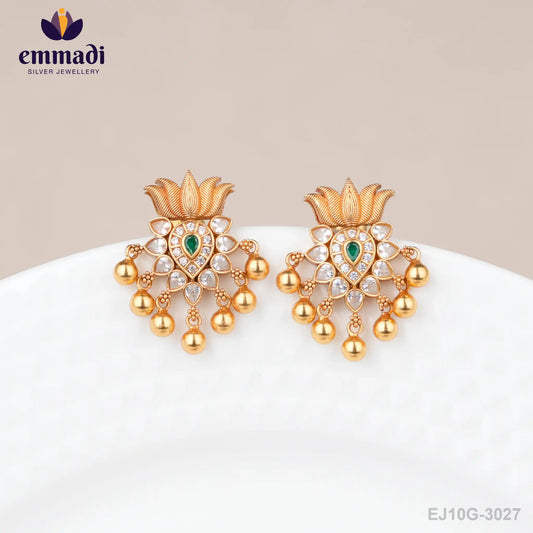Kavikamala Stone  Studs
