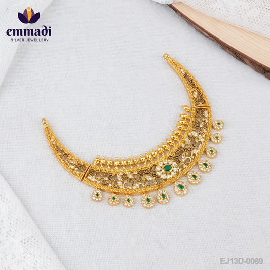 Kanika's Antique Green Kanty Jewellery Collection