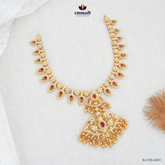 INDRAVATHI Exquisite Pink Stone Necklace