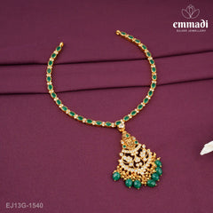 Aashi Stone Green Necklace