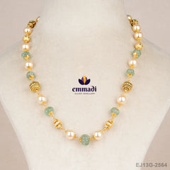 Santi Pearls Green Chain