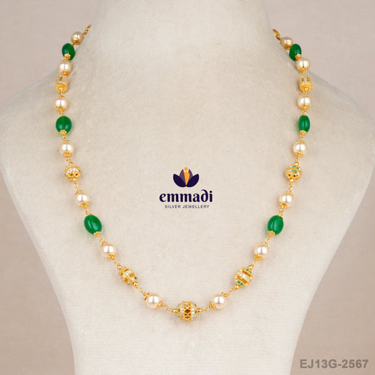Sashi Pearls Green Chain