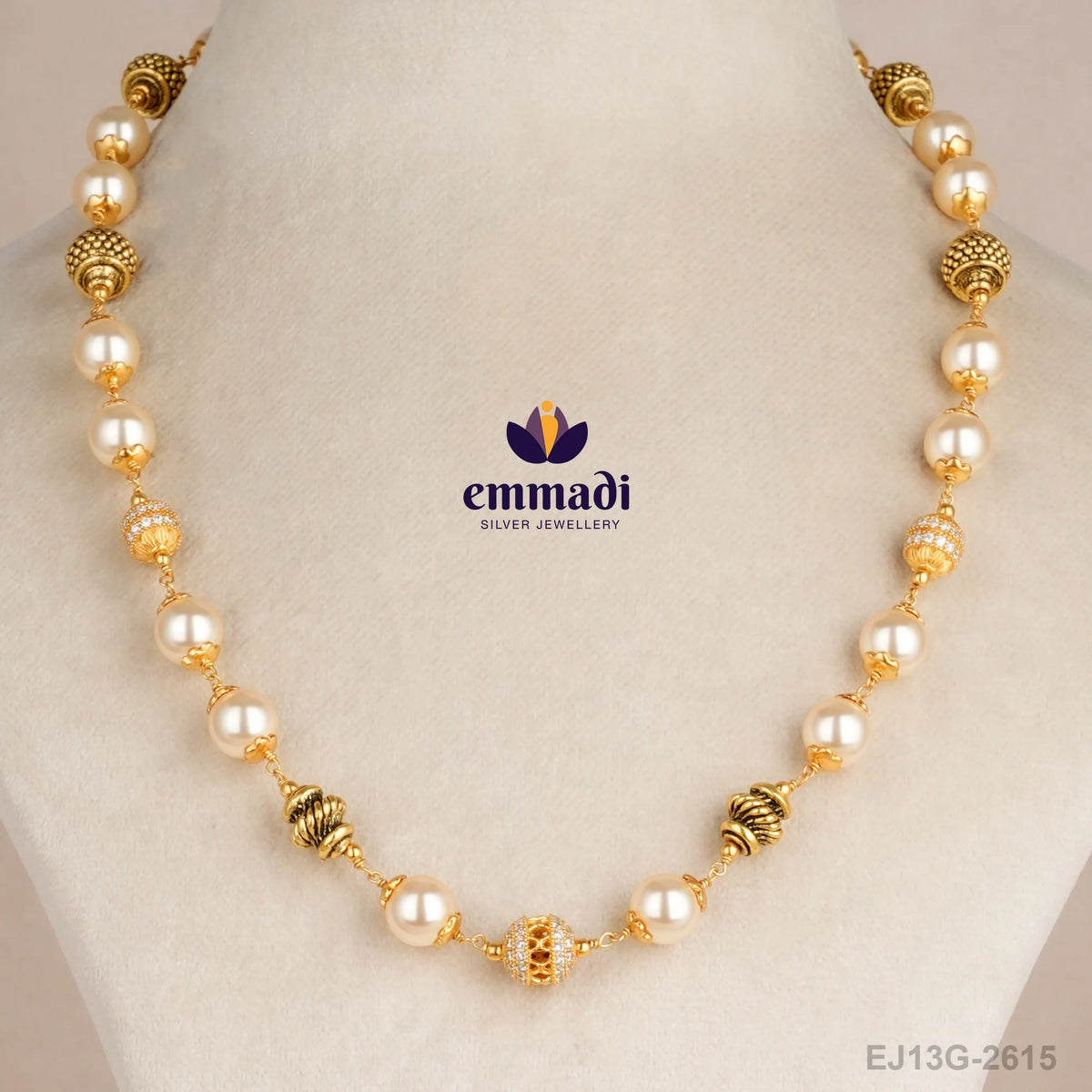Sayli Pearls White Chain