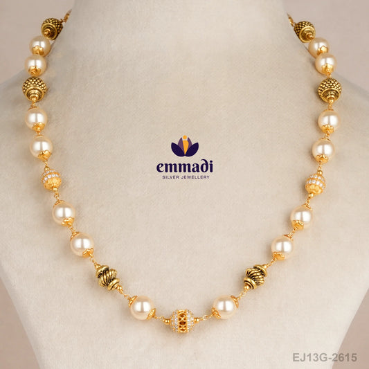 Sayli Pearls White Chain