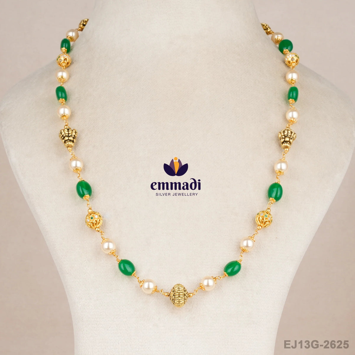 Smiti Pearls Green Chain