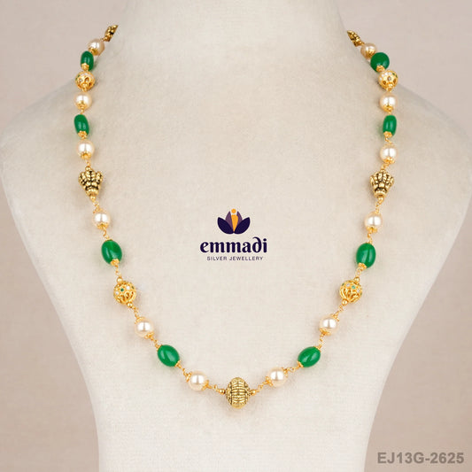 Smiti Pearls Green Chain