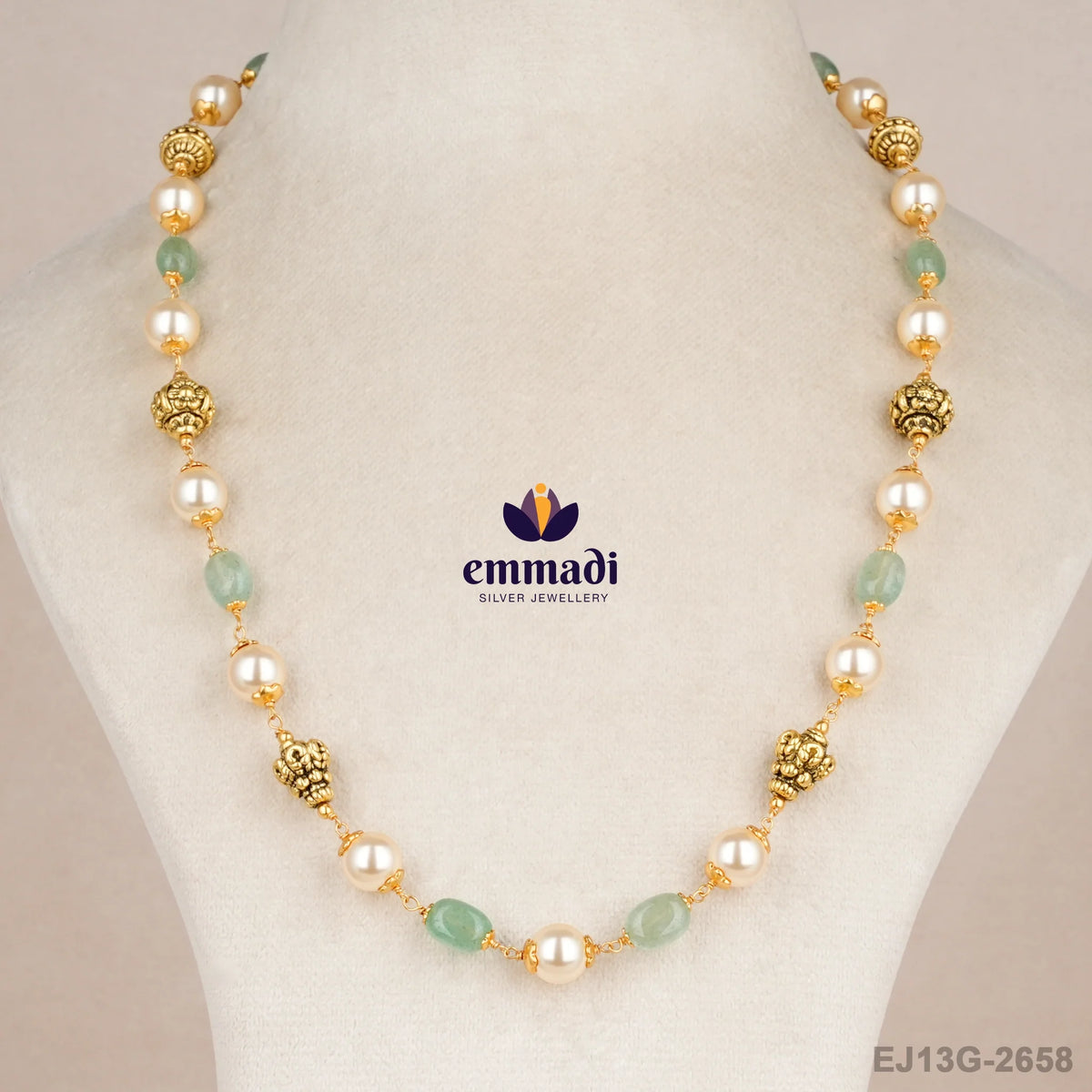 Sruti Pearls White Chain