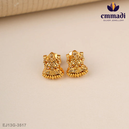 Ishani Nakshi Na Studs