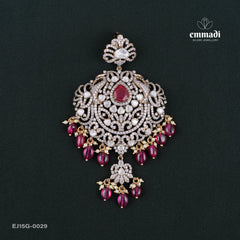 Kunshi Victorian Red Pendant