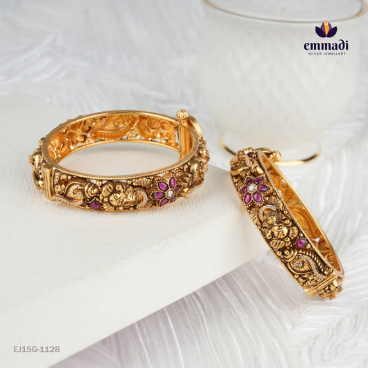 Bhamini Kundan Nakshi Multi Bangles