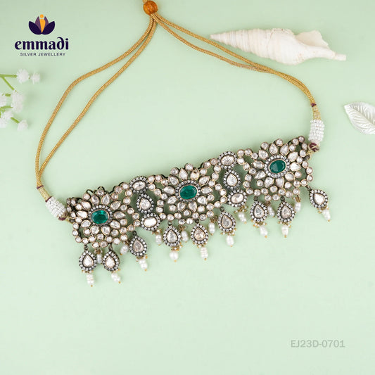 Nakhali Victorian Green Choker