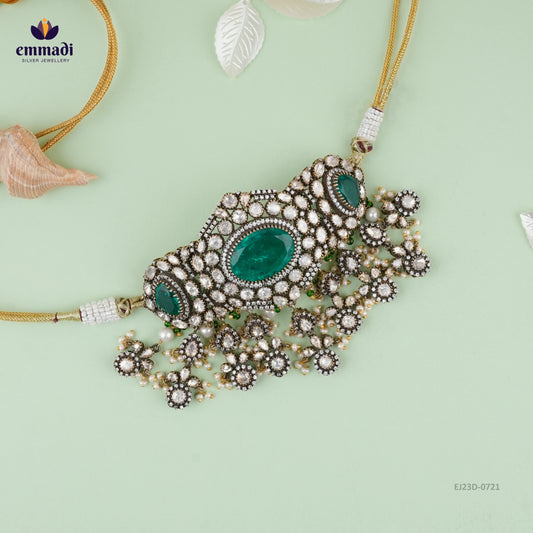 Namasri Victorian Green Choker