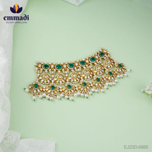 Meera's Moissanite Green Choker: Handcrafted Indian Jewelry