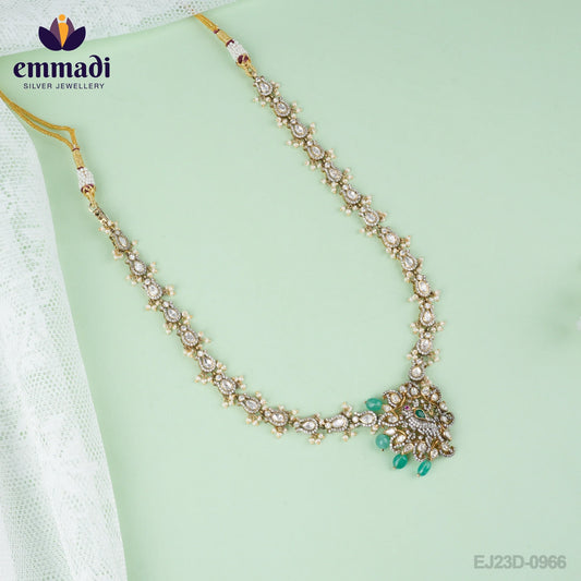 Ambika Sanskrit: Long Necklace Victorian Green